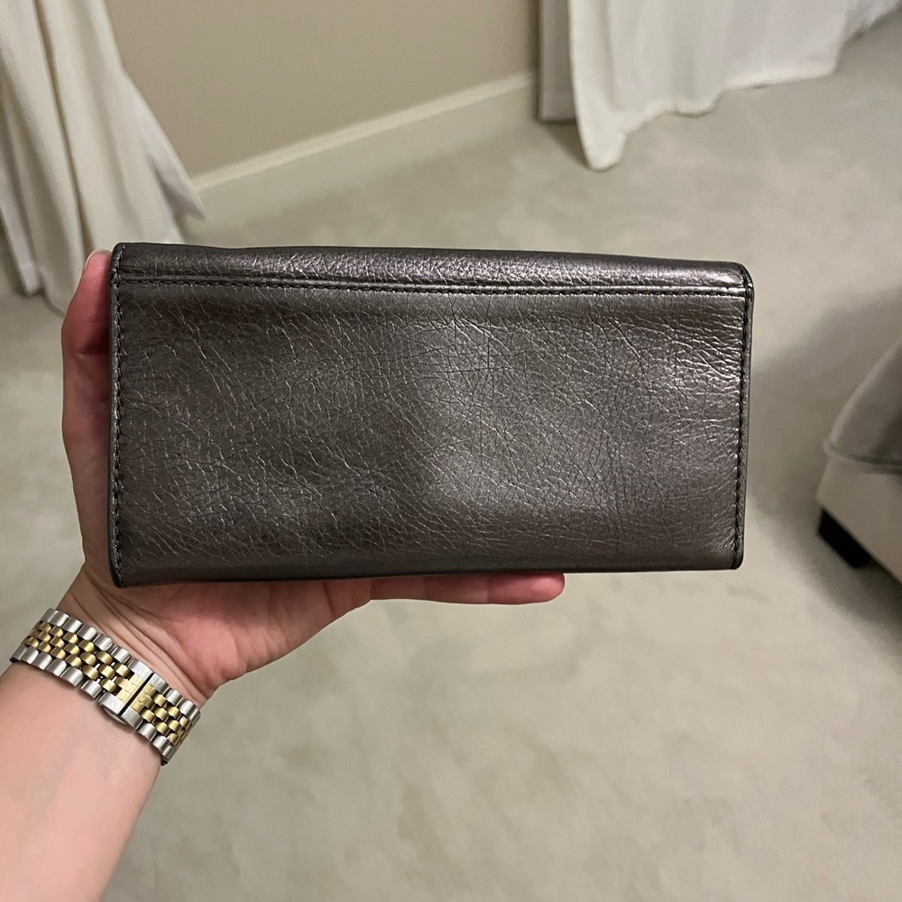 Marc Jacobs Wallet - Picture 2 of 3